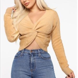 🧸Oh So Soft Fuzzy Sweater🧸